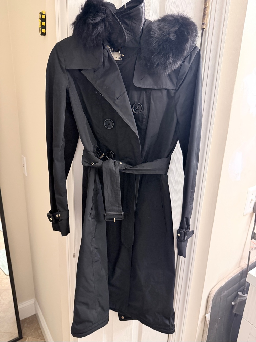Burberry Black Women's Trench Coat with Fur Collar